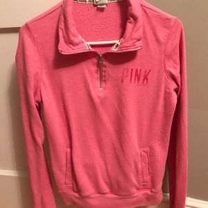 VS Pink pull over
